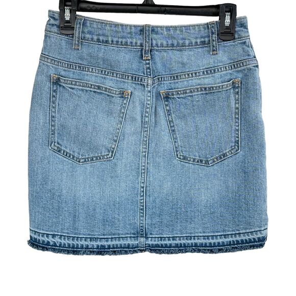 Old Navy SZ 2 A-Line Mini Denim Jean Skirt Released Frayed Hem Zip-Fly Slits - Picture 4 of 6